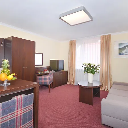 Resort Plaza Spa Дарлувко Екстер'єр фото